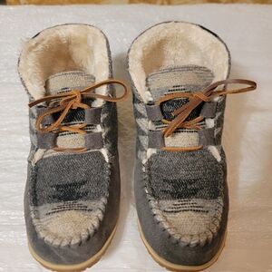 Minnetonka Gray Torrey Women Sz 9M Moccasin Bootie 40144 Aztec Western Slipper